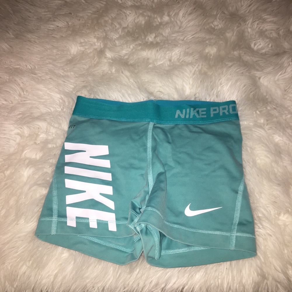 nike pros